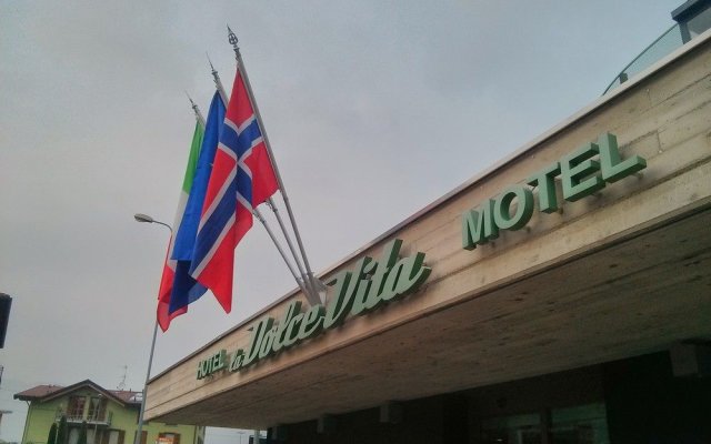 La Dolce Vita Hotel Motel