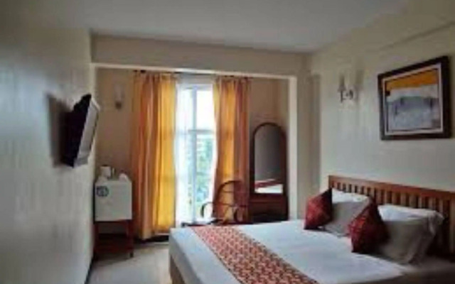 Baani Hotel