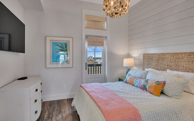 Good Vibes At Sunflower Beach