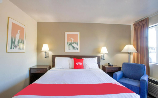 OYO Woodland Hotel and Suites