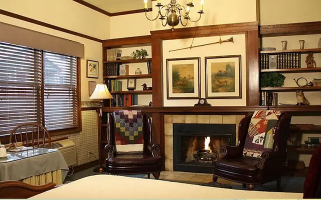 The Foxes Inn of Sutter Creek