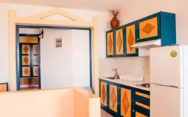 Limanaki Apartments