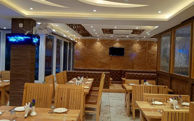 Oyo 10820 Hotel Nature's View