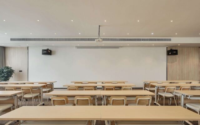 Ibis Dazhou Dazhu Hotel