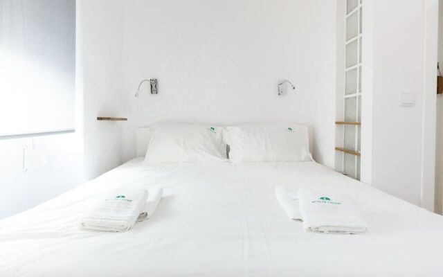 Campo Ourique Style Lisbon Apartment