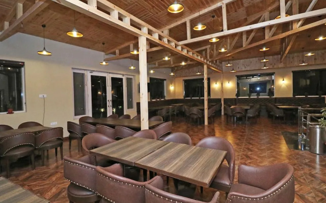 Capital O 26634 Grand Sm Regency