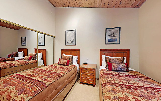 The Timberline Condominiums