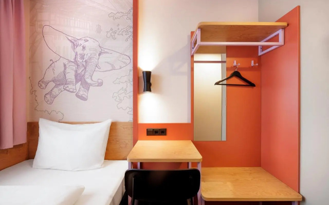 Mc Dreams Hotel Wuppertal City - 20 Min From Dusseldorf