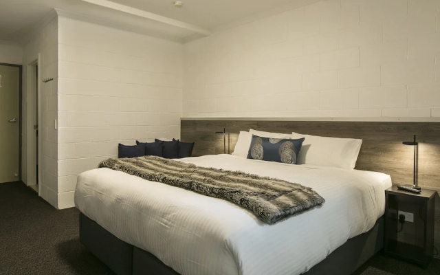 Falls Creek Hotel