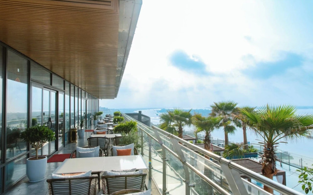 Central Plaza Hotel - My Tho