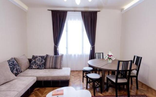 Gellert Terrace Apartment Near Spa