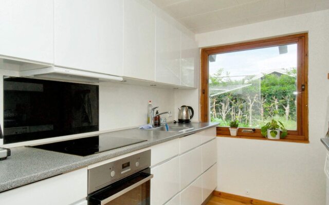 6 Person Holiday Home in Dronningmolle