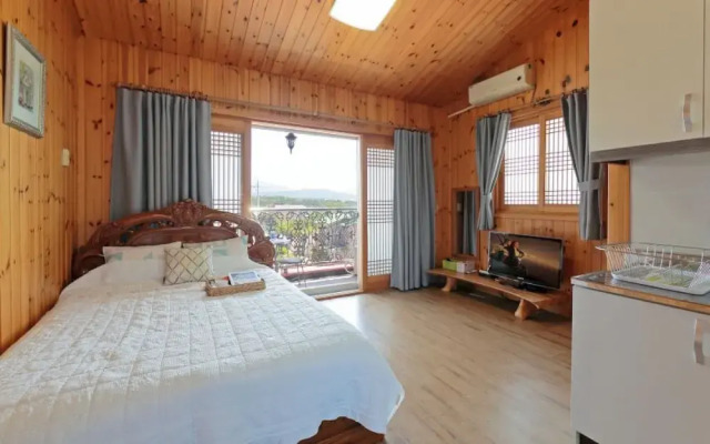 Gyeongju Mong Bed and Breakfast