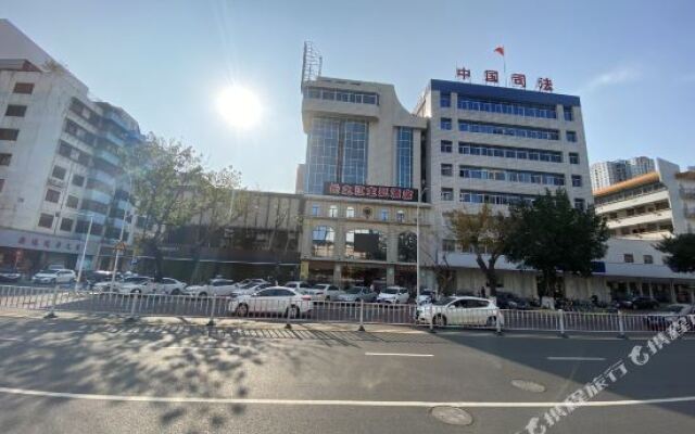 Changzhijiang Theme Hotel (Shantou High-speed Railway Station)