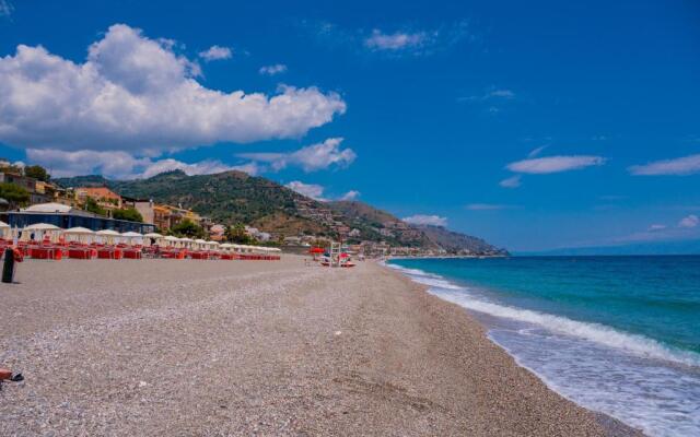 Appartamenti Paolone House Taormina Mare