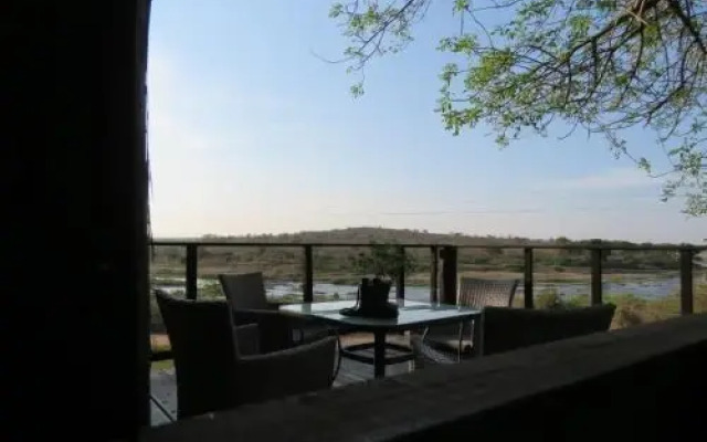 Kruger View Tree House