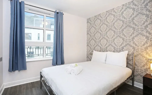 JOIVY Apartment Near The Royal Mile With Parking