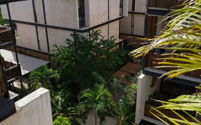 Tuluna Pb A-25 By Lockey