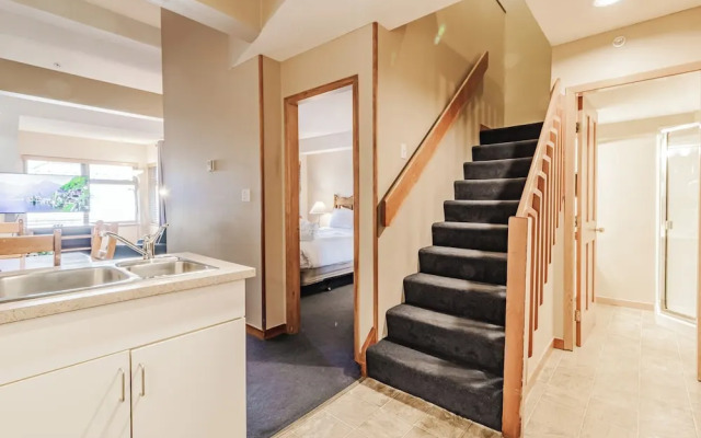 Whistler Vacation Club Lake Placid Lodge - 311