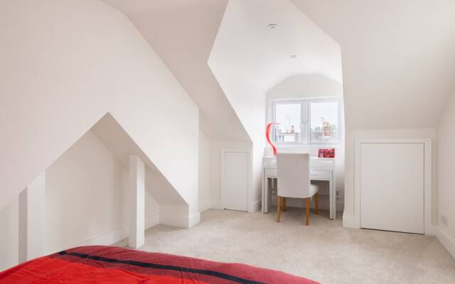 The Jericho Retreat - Bright & Spacious 4bdr Home With Garden