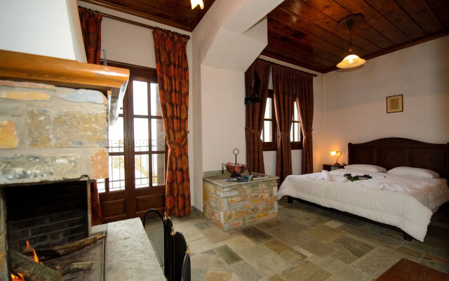 Atrapos Hotel