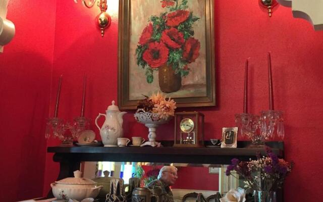 Woldert-Spence Manor