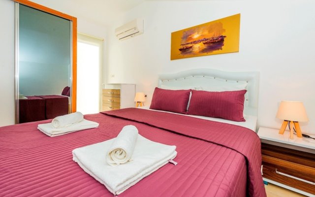 Pinara Residence One Bedroom E4