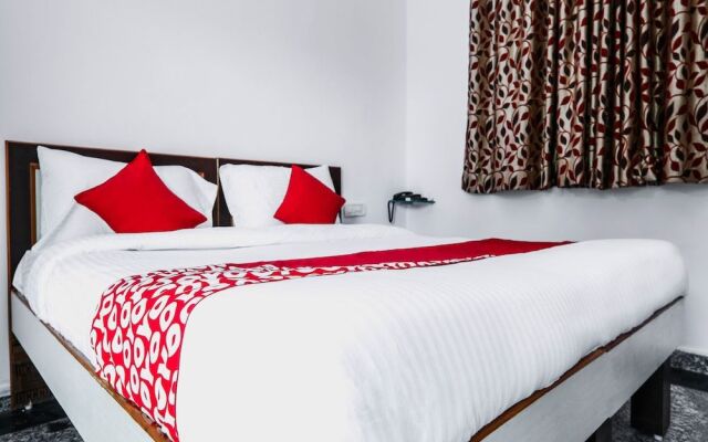 OYO 15243 Hotel Gulab Resort