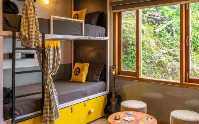 The Hosteller Mussoorie, Mall Road