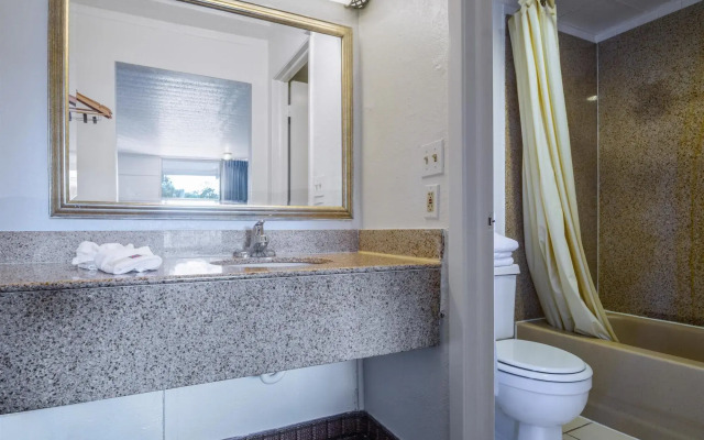 Red Roof Inn Vero Beach - I-95