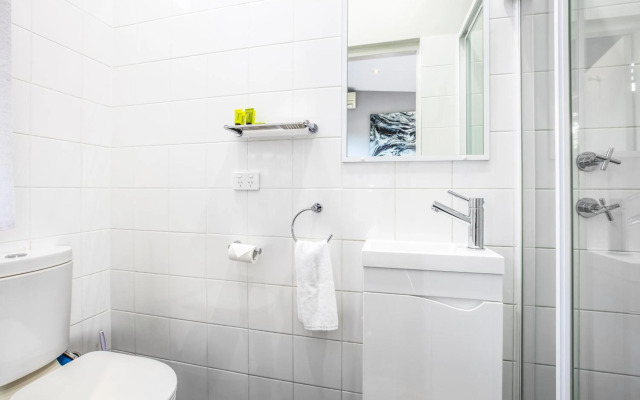 Nightcap at Colyton Hotel