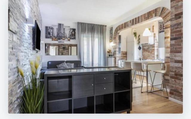 Queen East Verona apartments