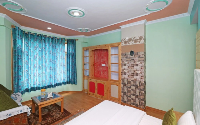 OYO 13743 Home Modern 2BHK Near Mall Road