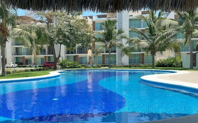 Condos Dr