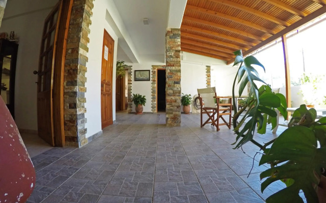 Tarsanas Apartments