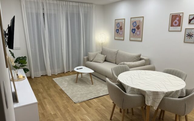 Apartment Borovje-River View
