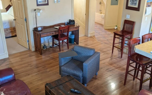 Third Mission Heritage Suites