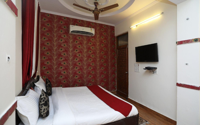 The Castle Bed  Breakfast – Guest Rooms – Delhi