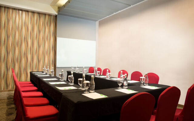 Holiday Inn Cikarang Jababeka by IHG