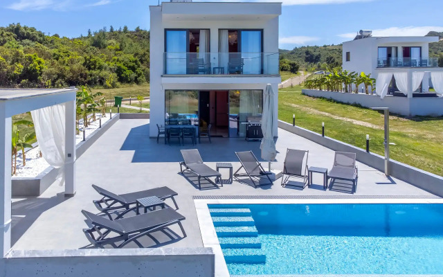 Continent Villas