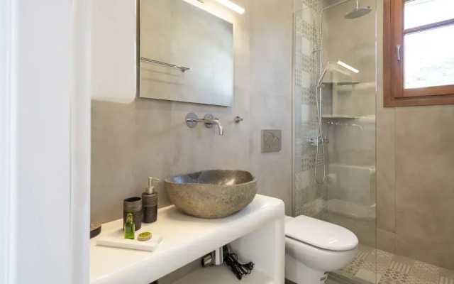 Theodora's Suite