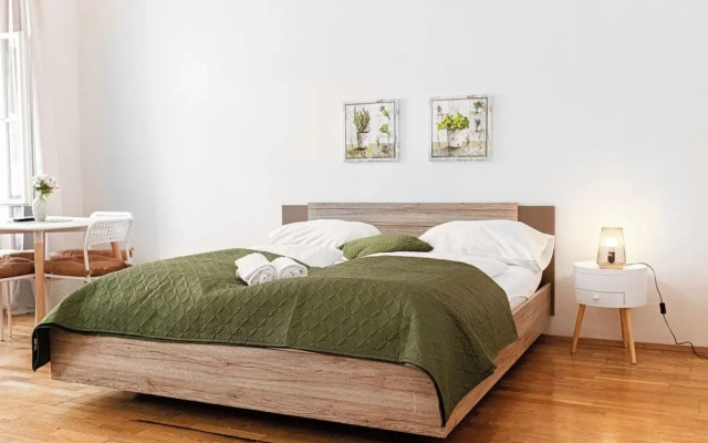 Modern 2BR Long Stay Near Rennweg