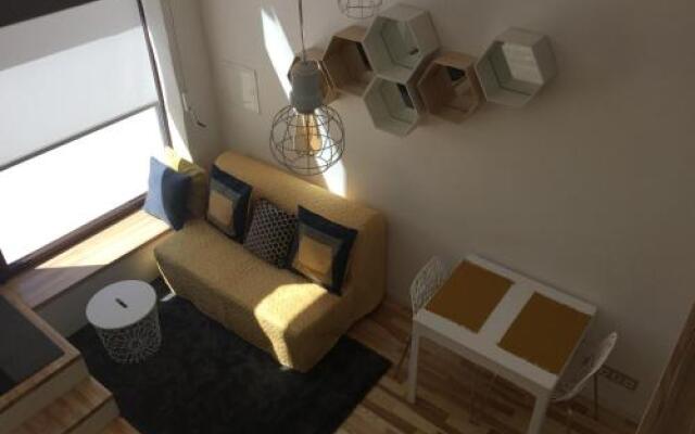 Jolie Apartments
