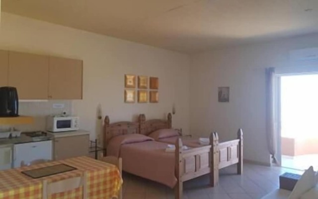 New Kydonia Suites & Studios