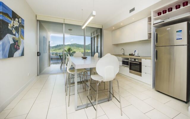 1 Bright Point Apartment 1405