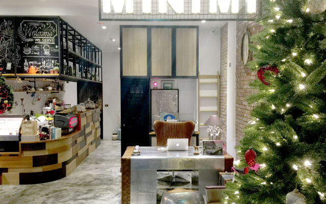 Minimi Inn - SailRock Beach House