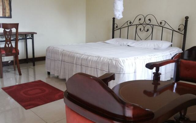 Lillian Towers Hotel