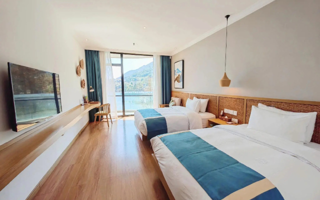 Sky & Sea Resort