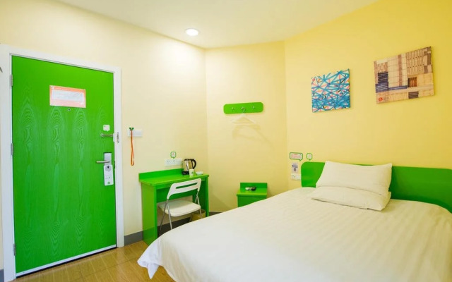 Hi Inn Liangpin Shanghai Songjiang Wanda Plaza