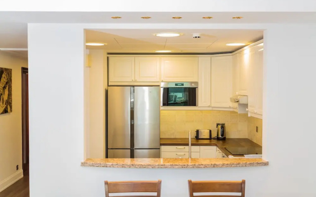 Al Mesk Tower by Yanjoon Holiday Homes